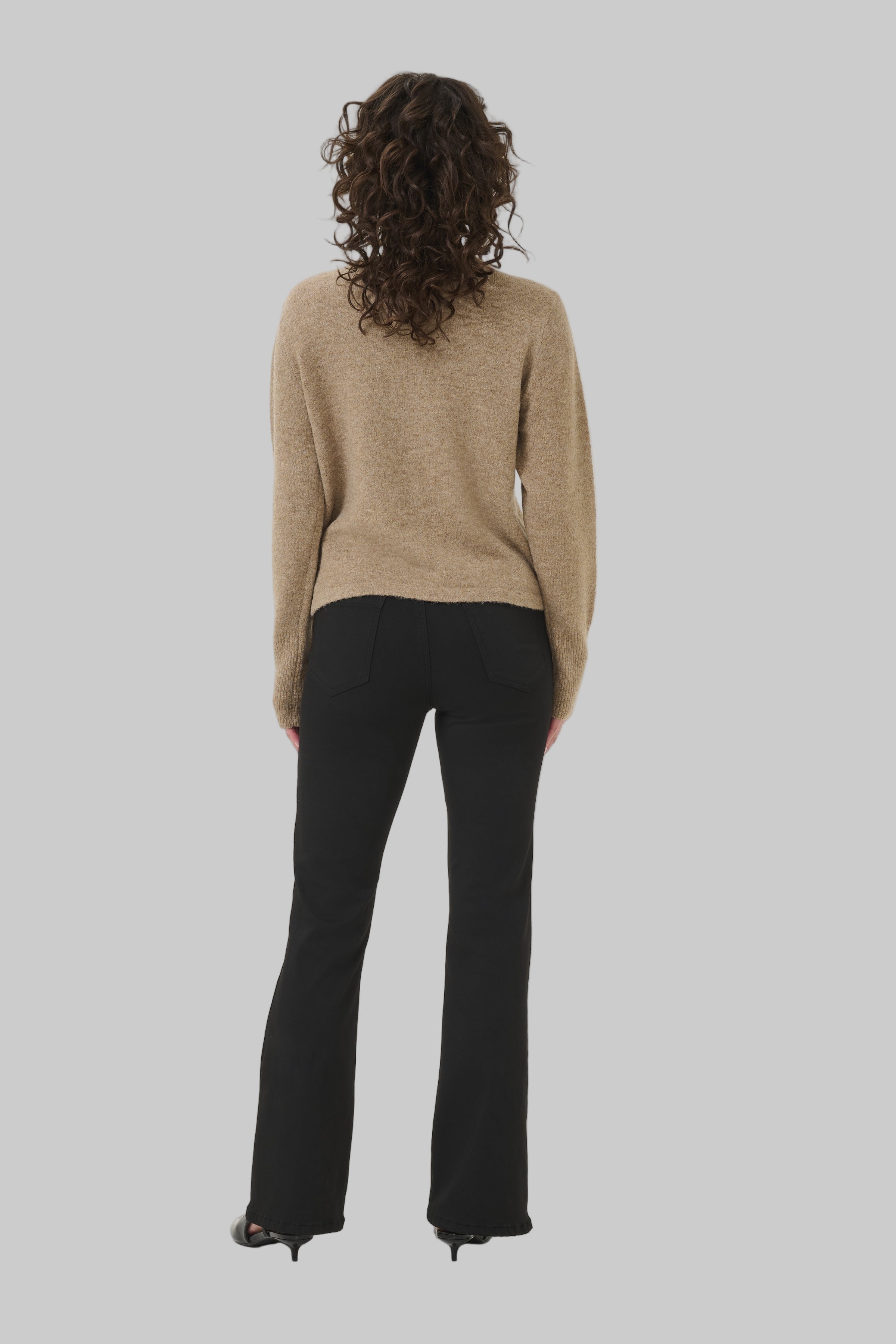 Kaniel Cardigan