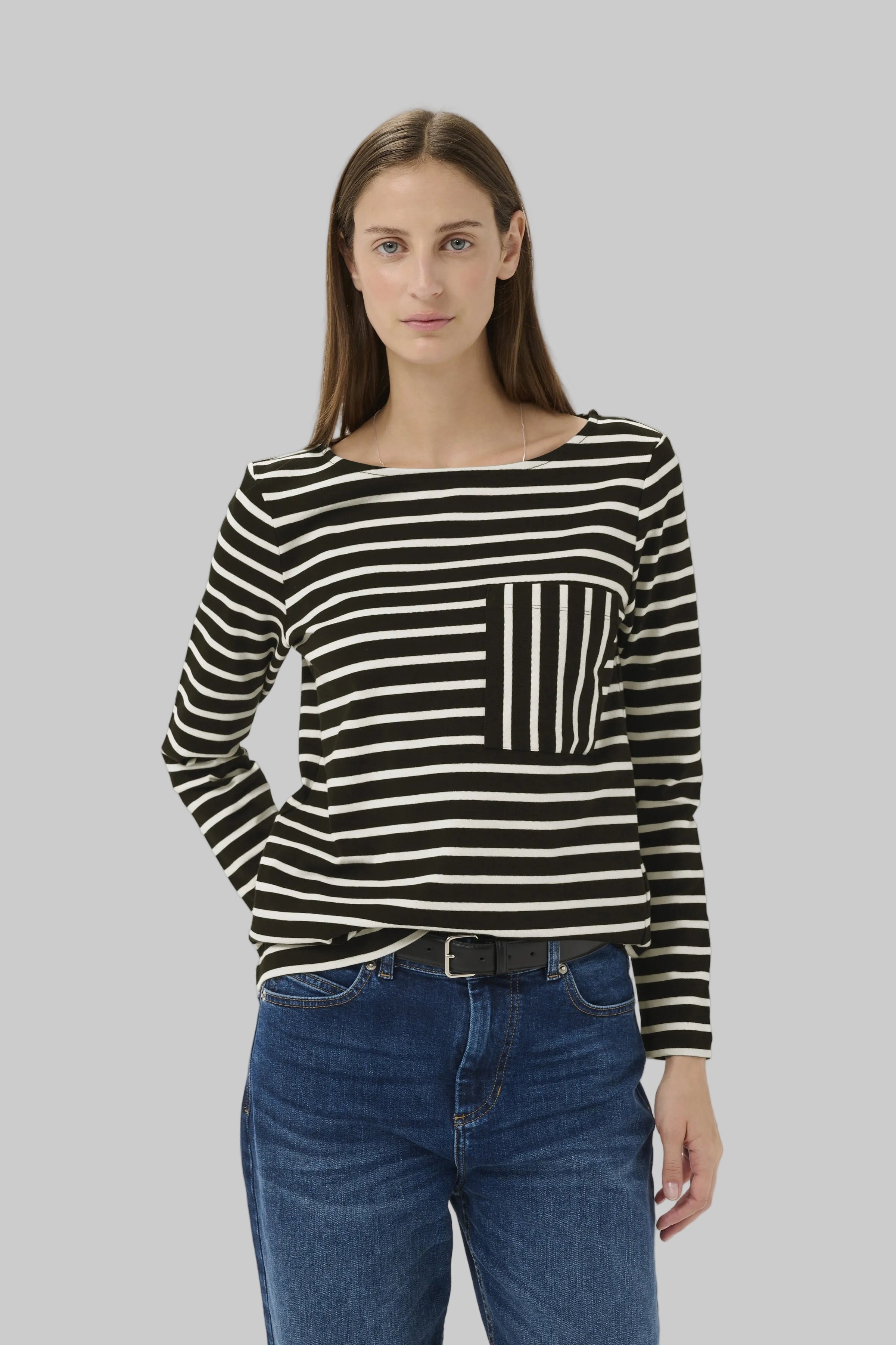 DellaIW T-Shirt