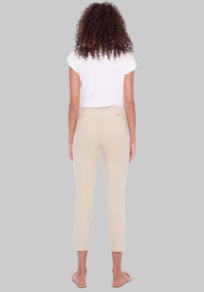 Techno Core Petal-Slit Ankle Pant
