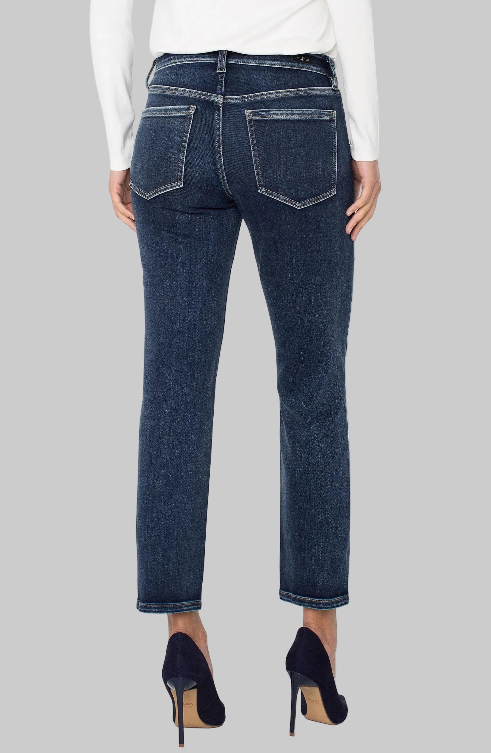 Liv Relaxed Skinny