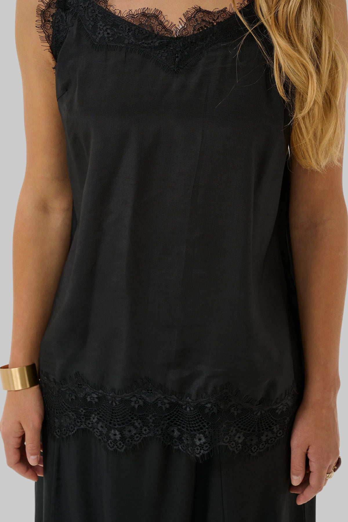 CRTriniti Blouse