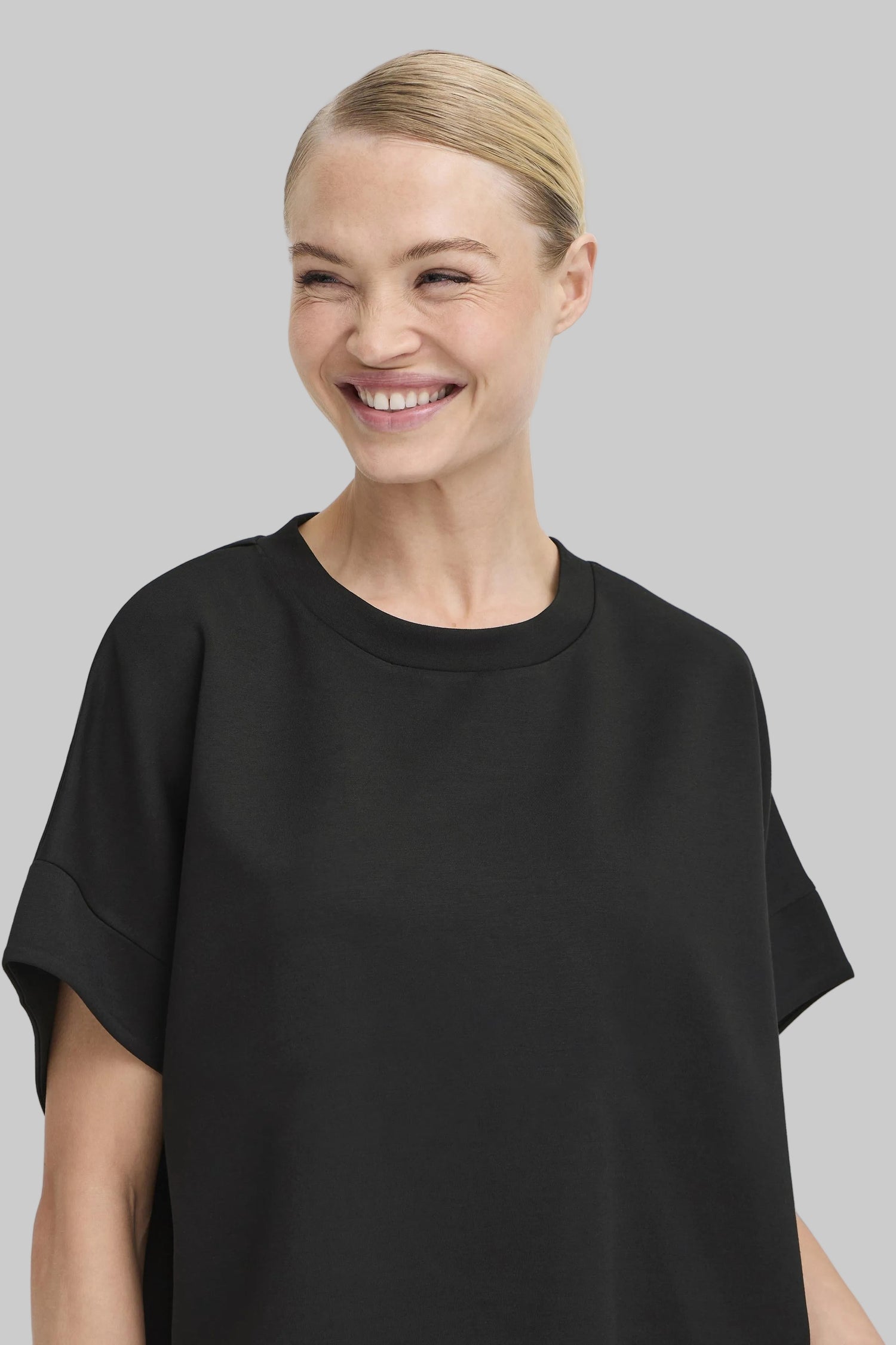 BYPUSTI Sweatshirt
