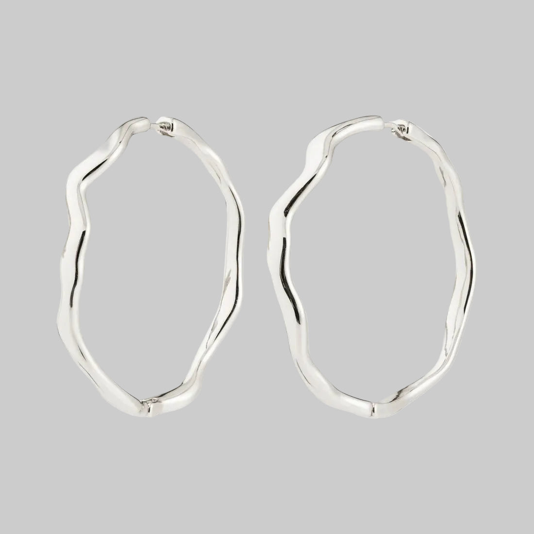 Larkin Ewcycled Large Wavy Hoop Earrings
