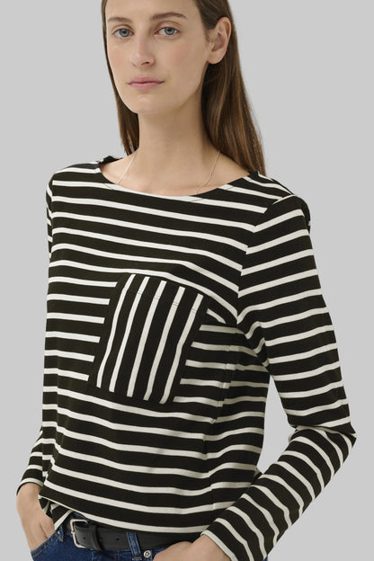 DellaIW T-Shirt