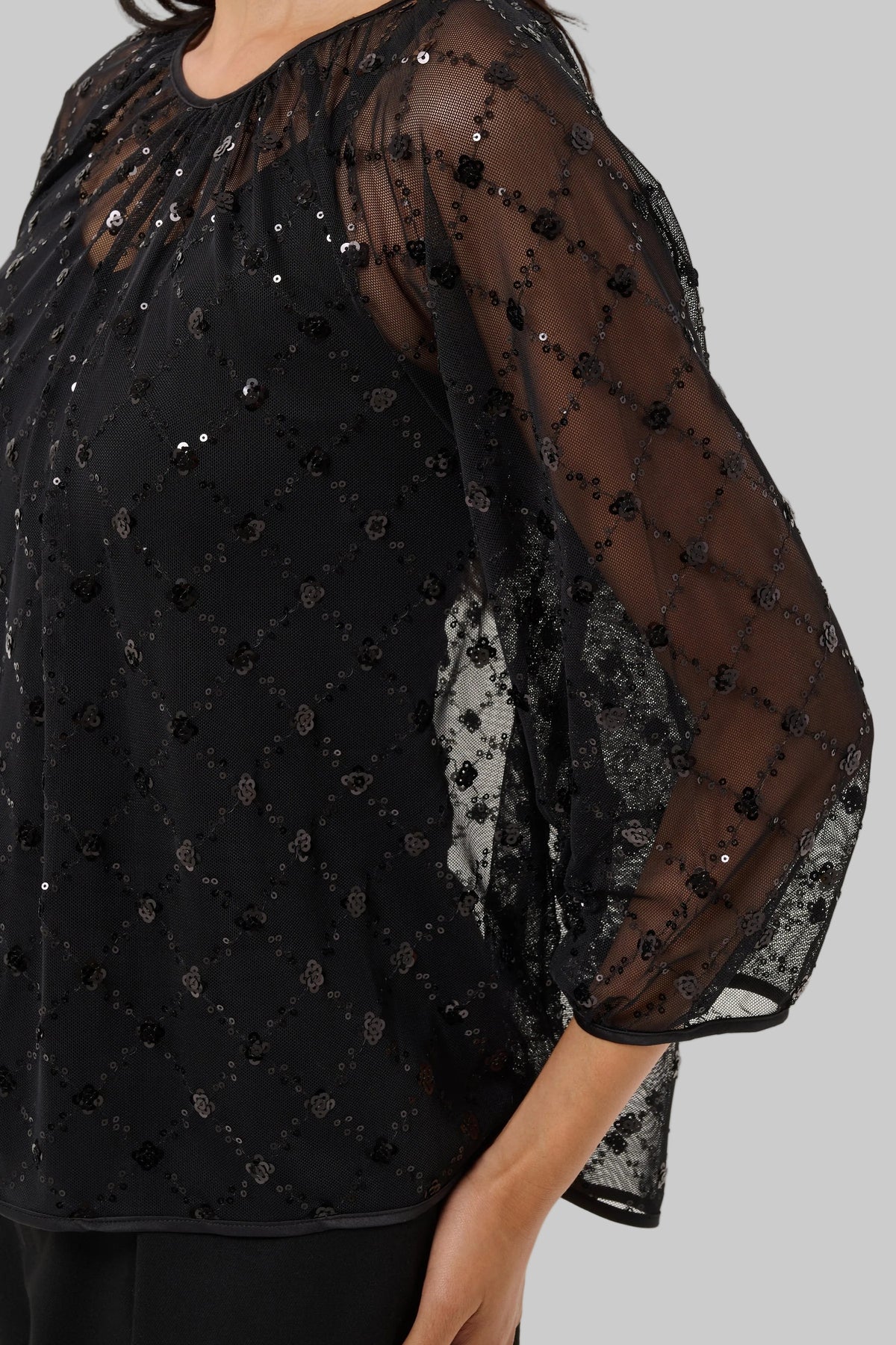 DimkaPW Blouse