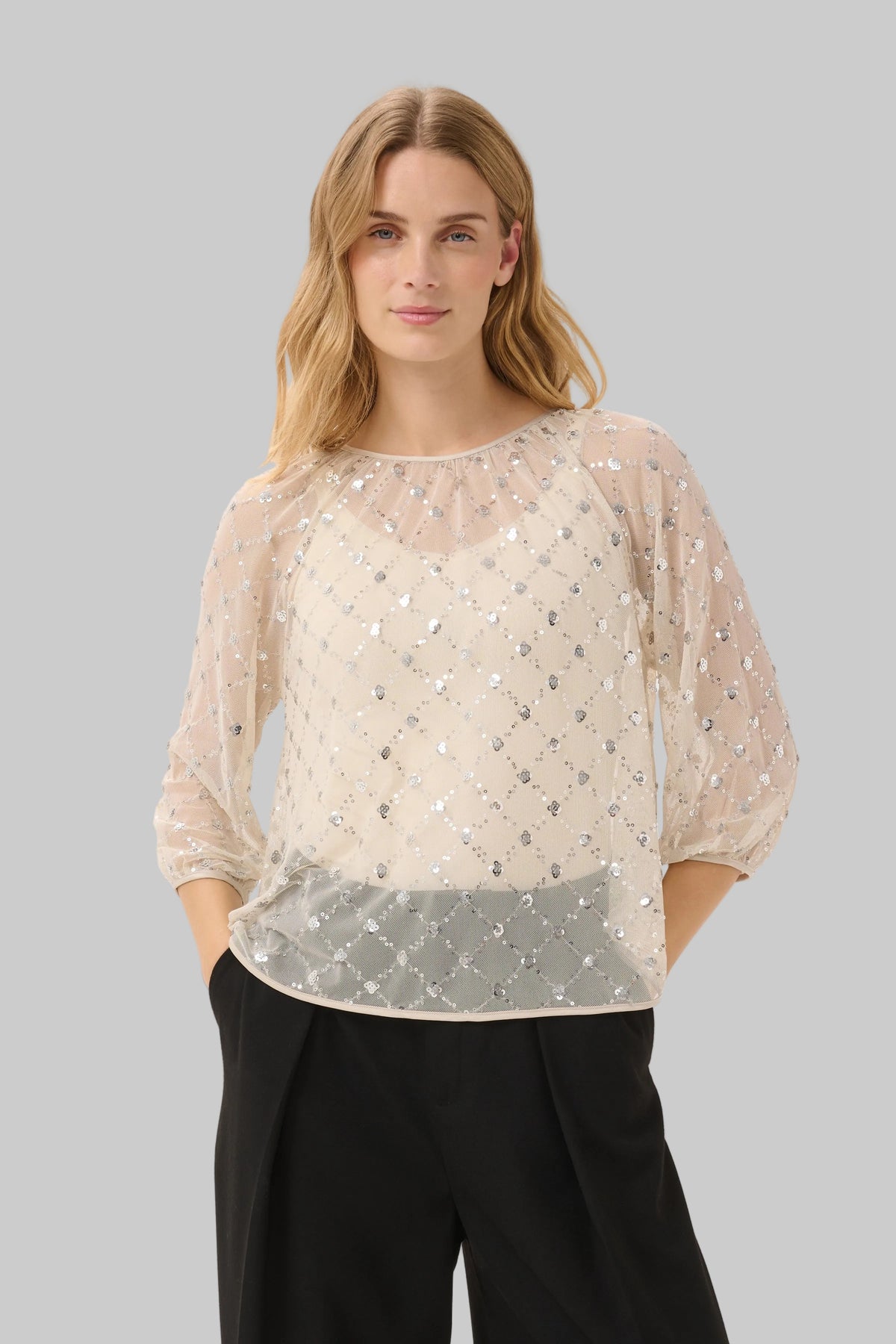 DimkaPW Blouse