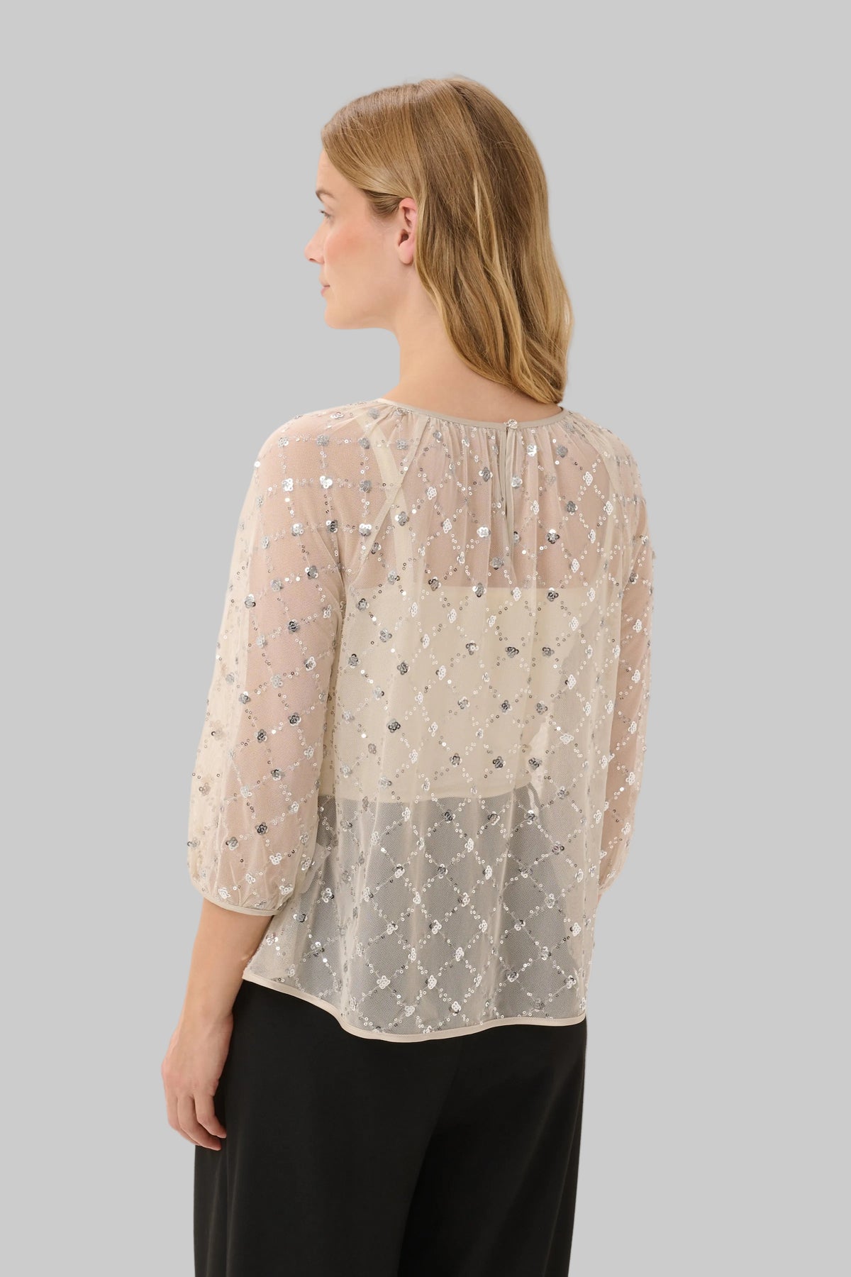 DimkaPW Blouse