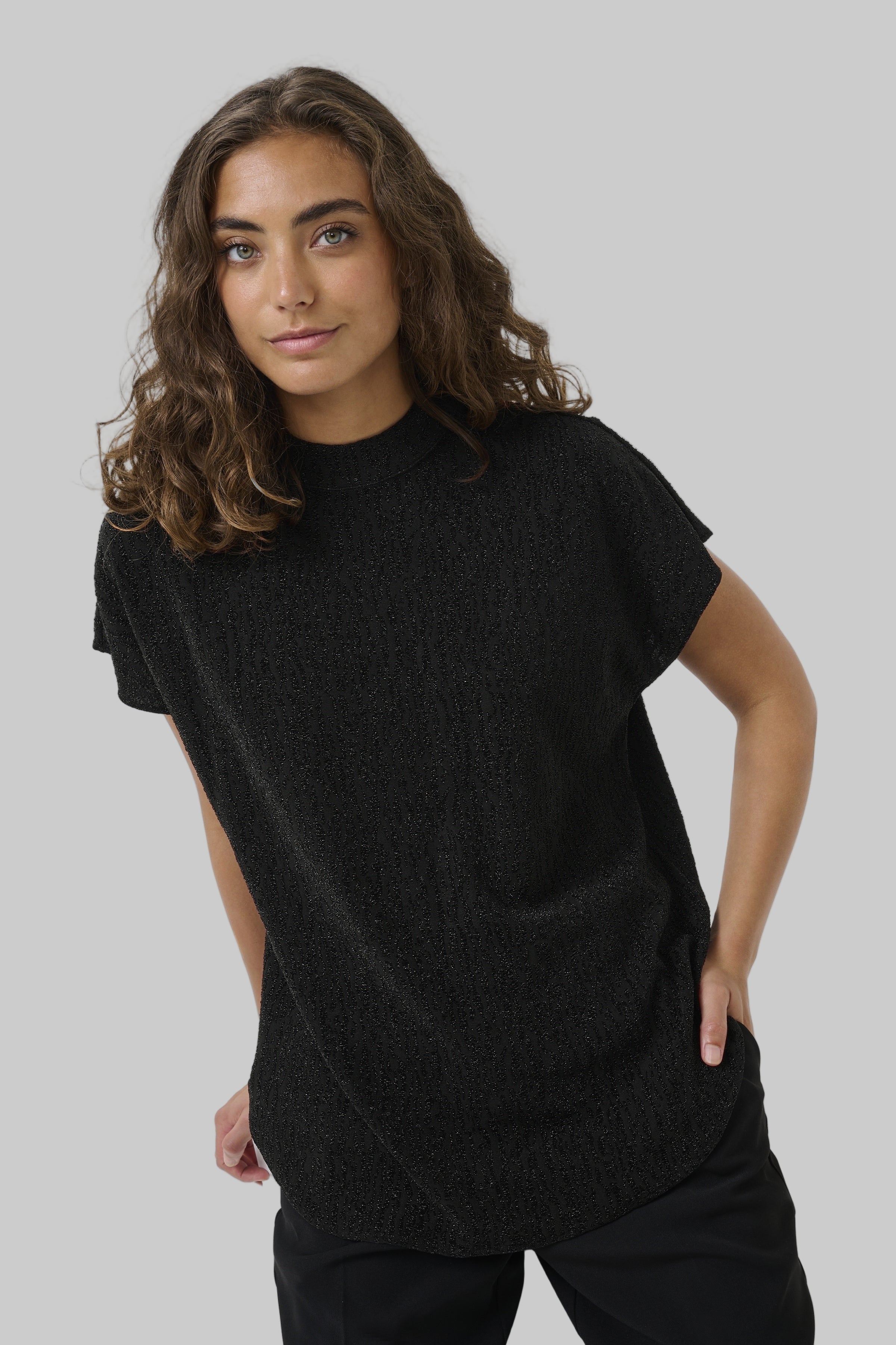 CUakari Glitter T-Shirt