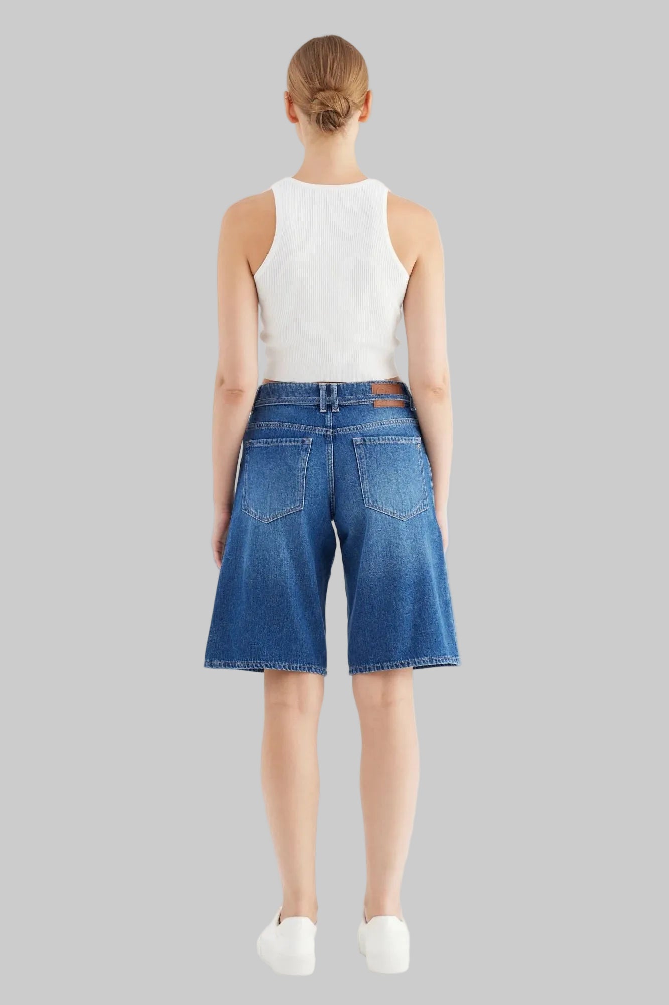 Harper Mid Waist Midi Length 5 Pocket Shorts