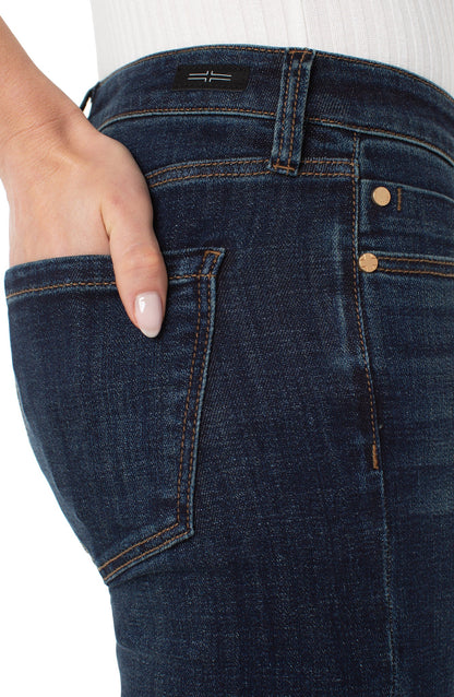 Kennedy Straight Jean