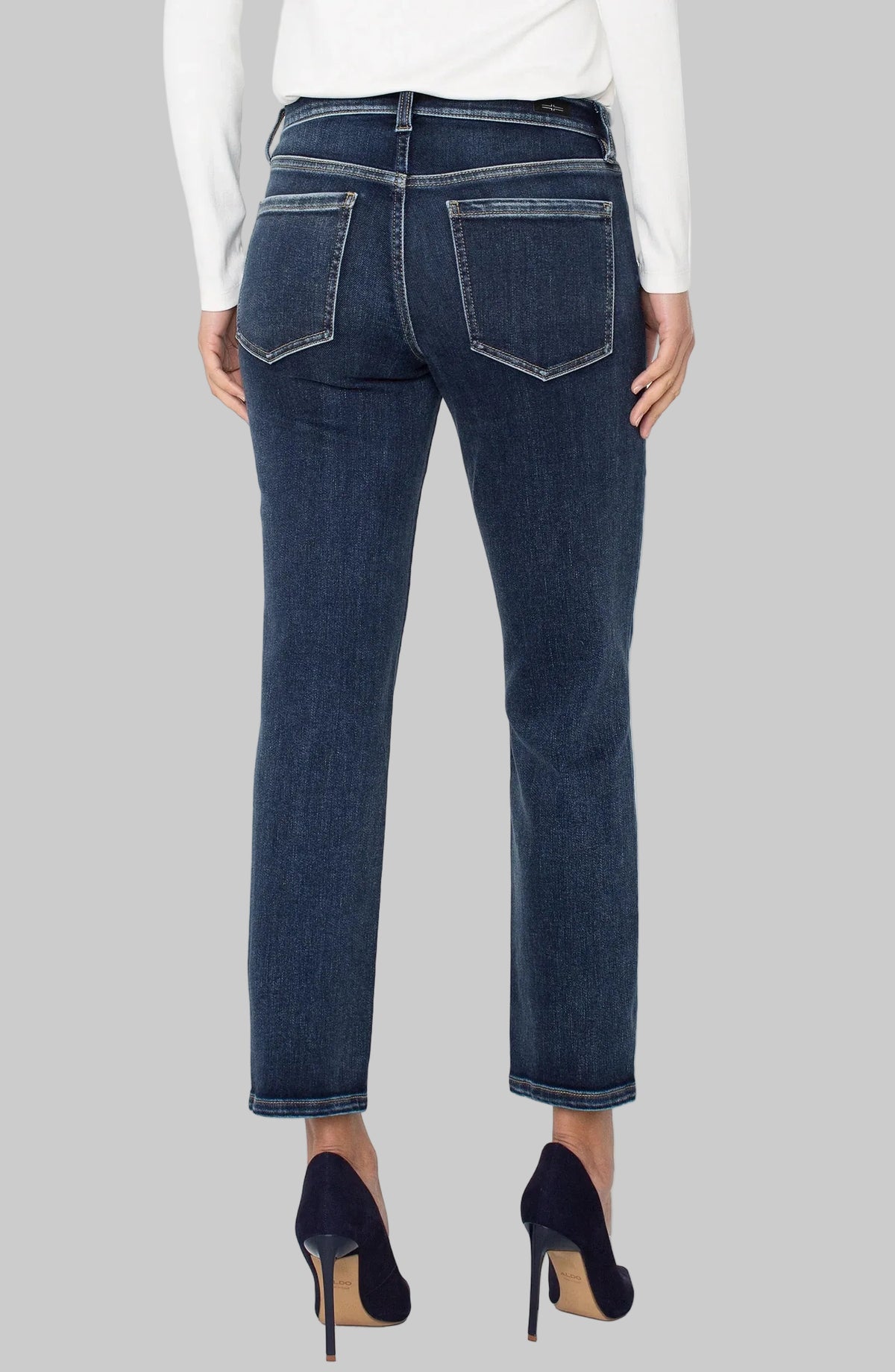 Liv Relaxed Skinny