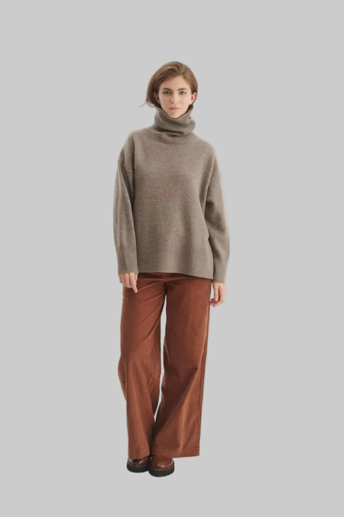 Liz Turtleneck