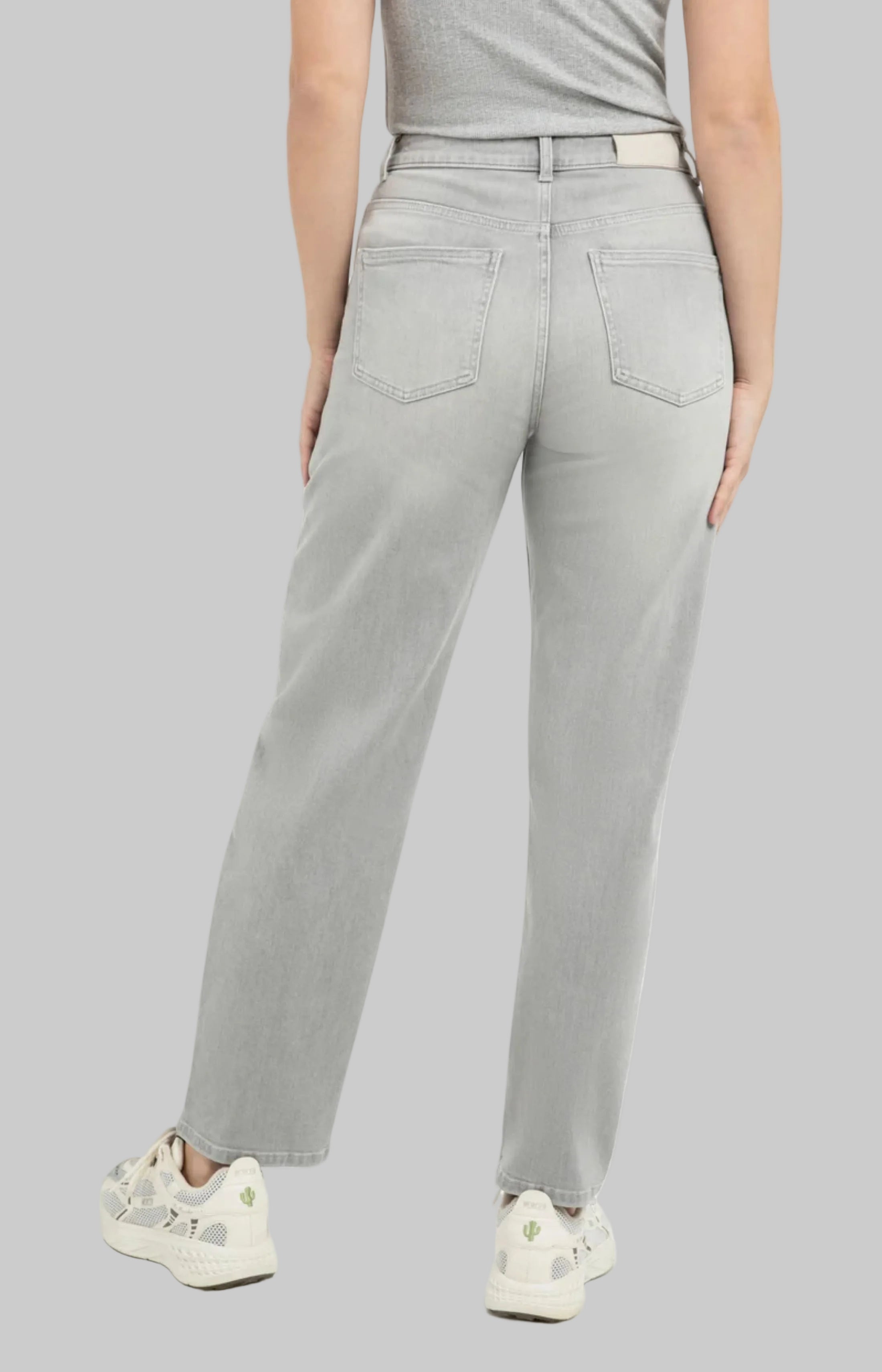 Cargo Jean