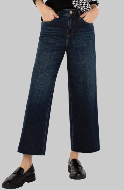 Eco Stride Hi-Rise W/ Cut Hem