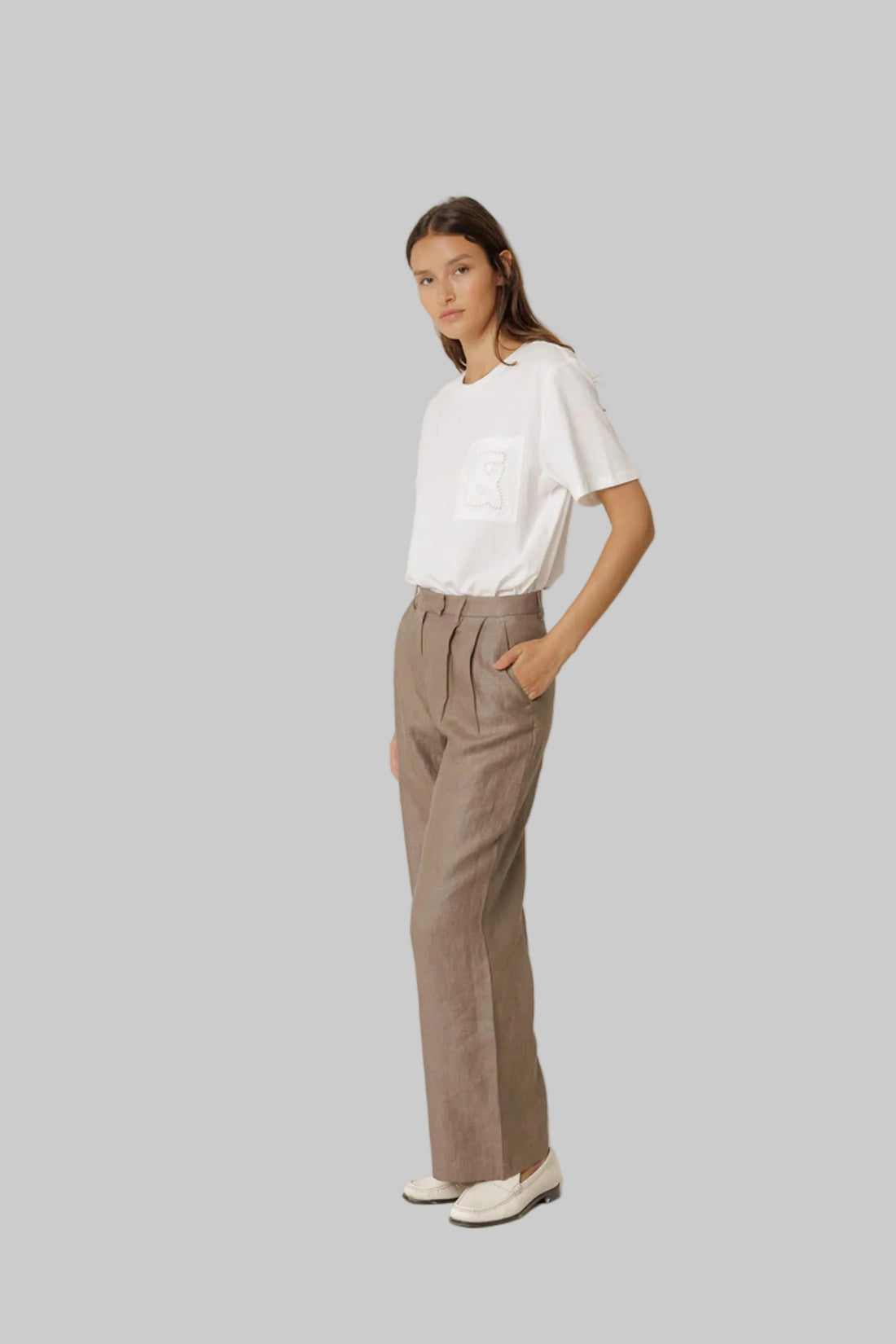 Pleated Linen Pant
