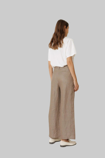 Pleated Linen Pant
