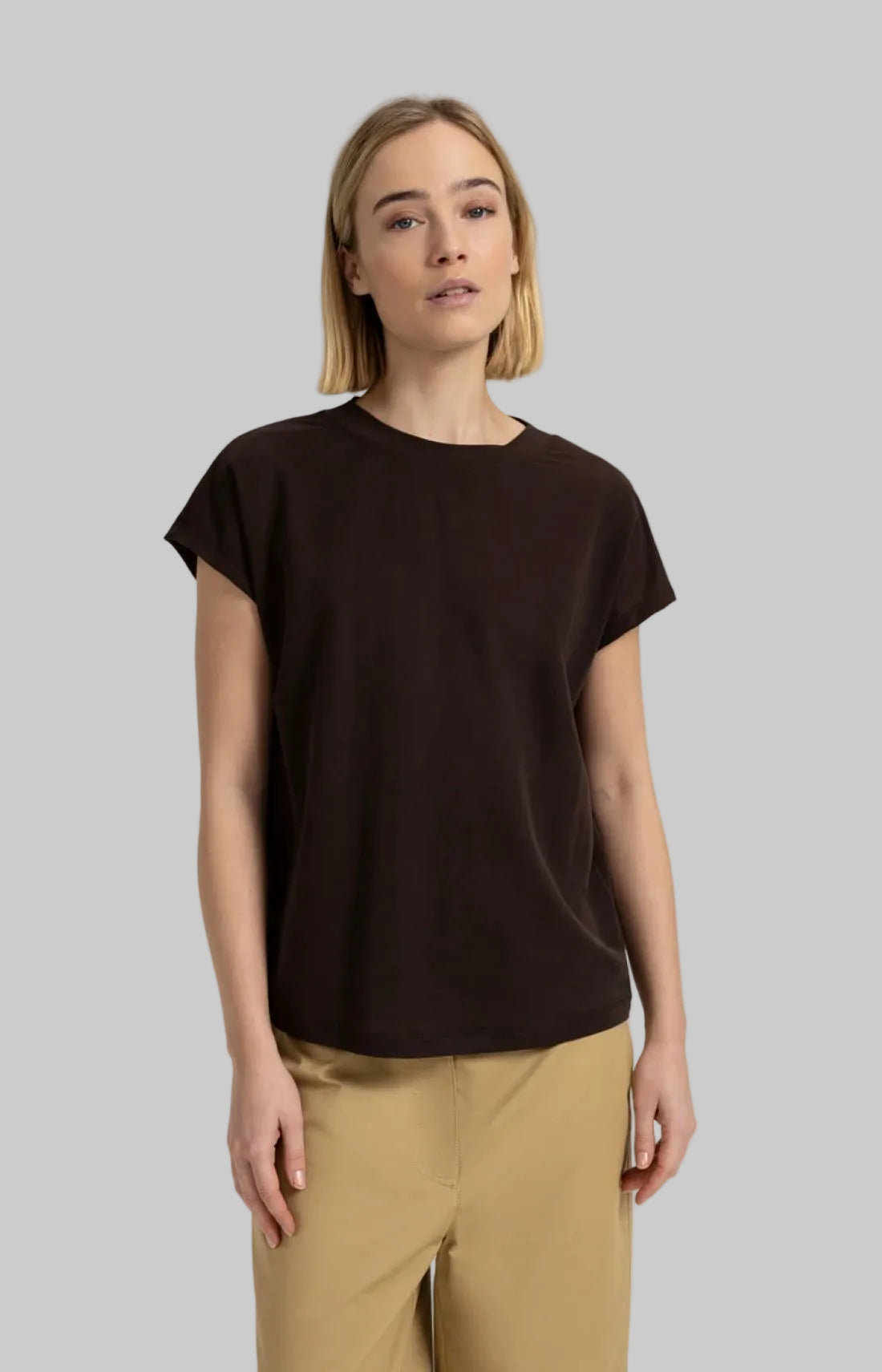 Top with Crew Neck and Cap Sleeves
