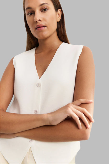 Fine Knitted Gilet With V Neck