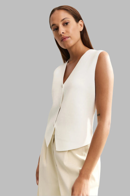 Fine Knitted Gilet With V Neck